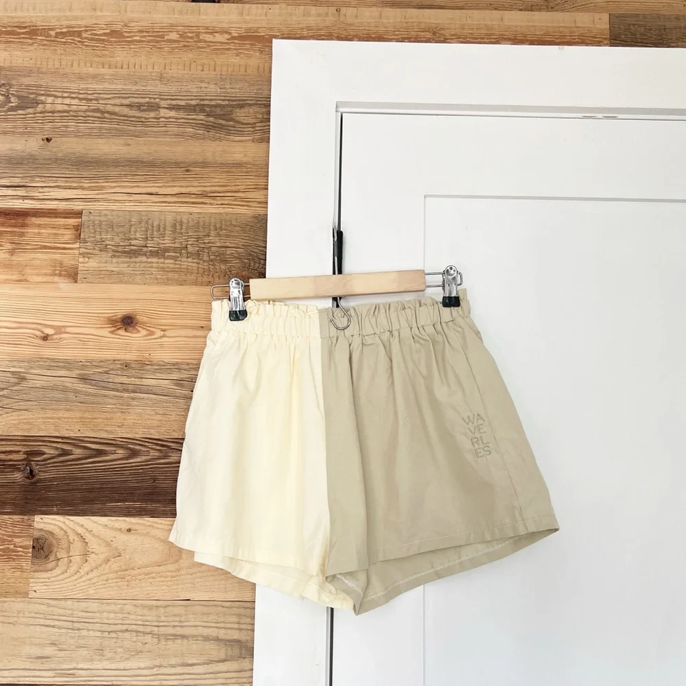 NWT Waverles Maternity Two Tone Poplin Short Set